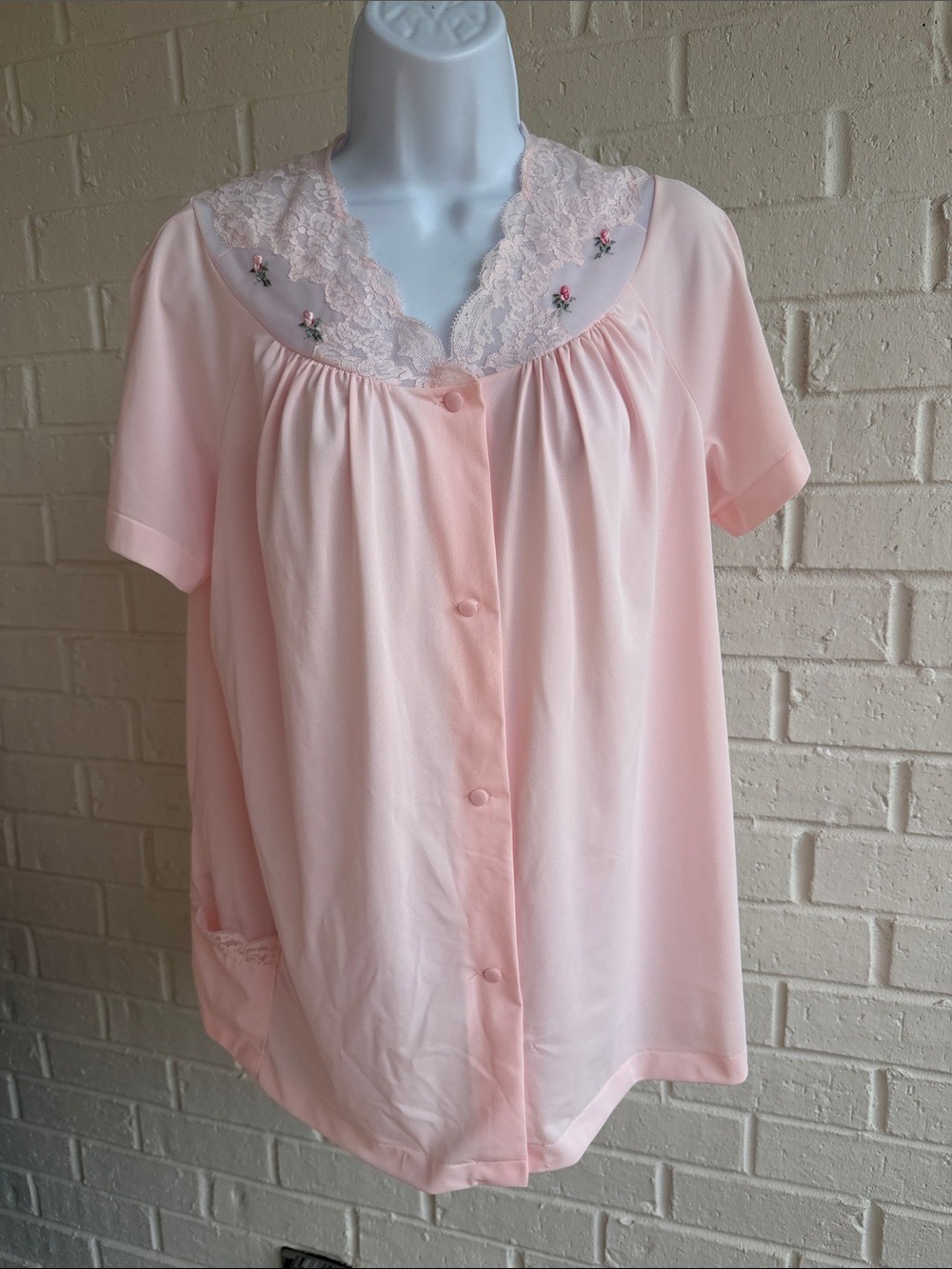 Shadow Line Pink Short Sleeve Pajama/Nightgown Top Lace Embroidered Size 36